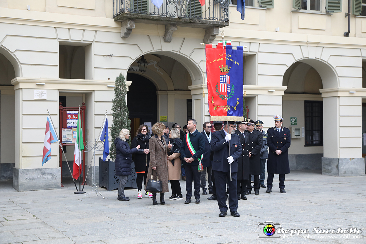 VBS_5392 - Commemorazione Eroico Sacrificio Carabiniere Scelto Fernando Stefanizzi - 36° Anniversario.jpg